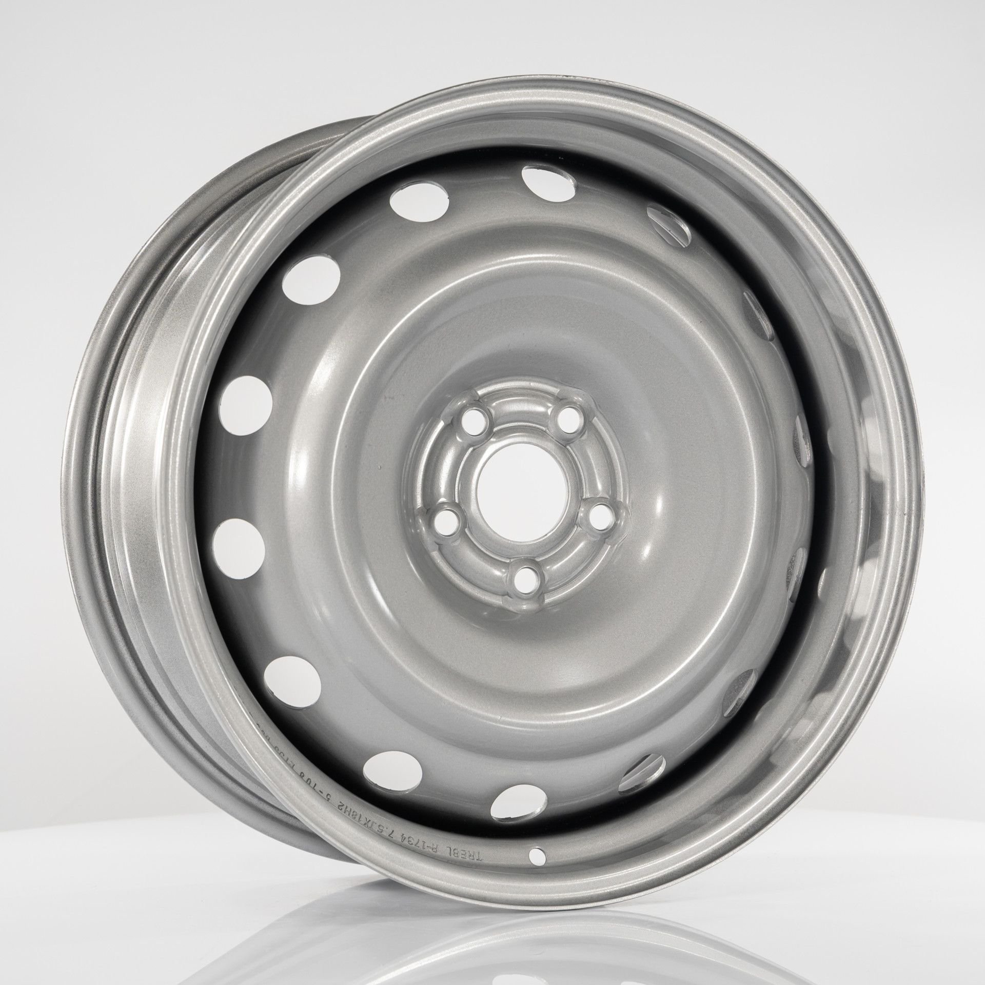 Trebl R-1746 silver 7.5x18/5x114.3 D66.5 ET37  